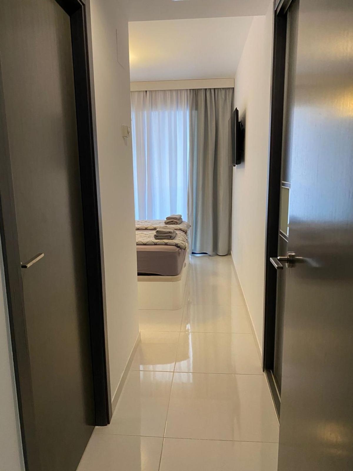 Apartment Deluxe Clara Sea Senses Torrevieja Exterior photo