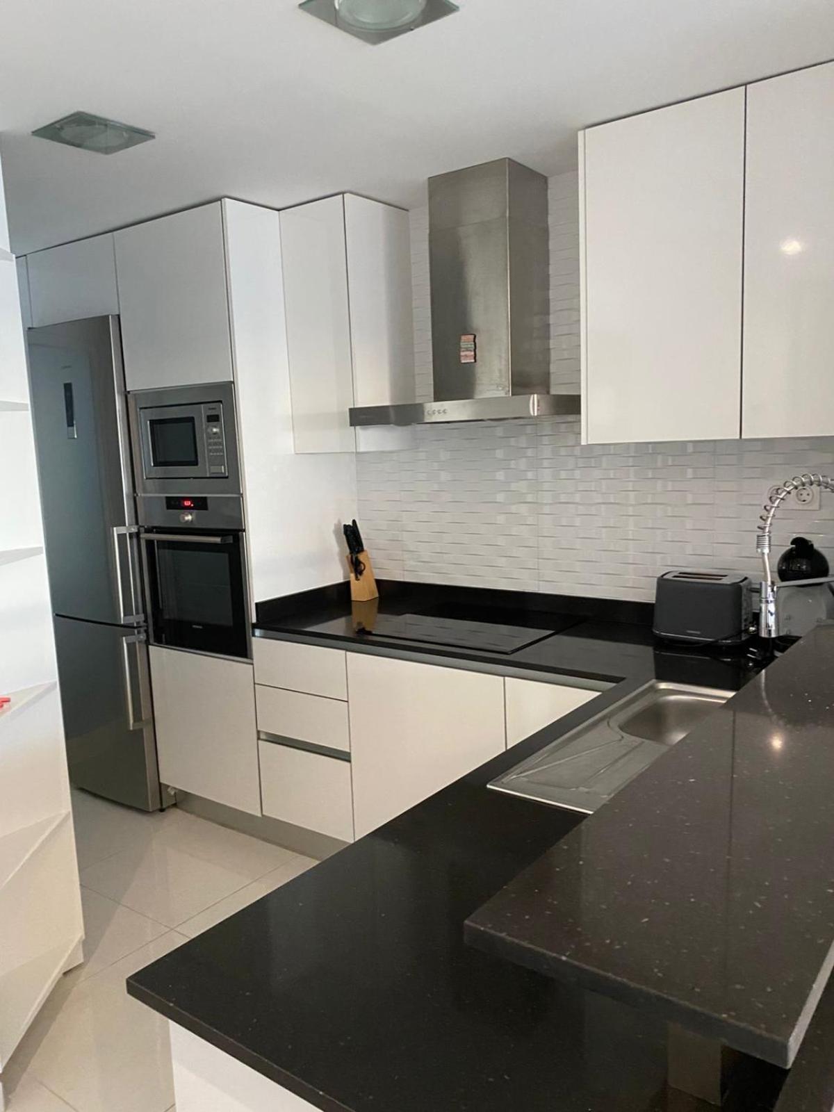 Apartment Deluxe Clara Sea Senses Torrevieja Exterior photo